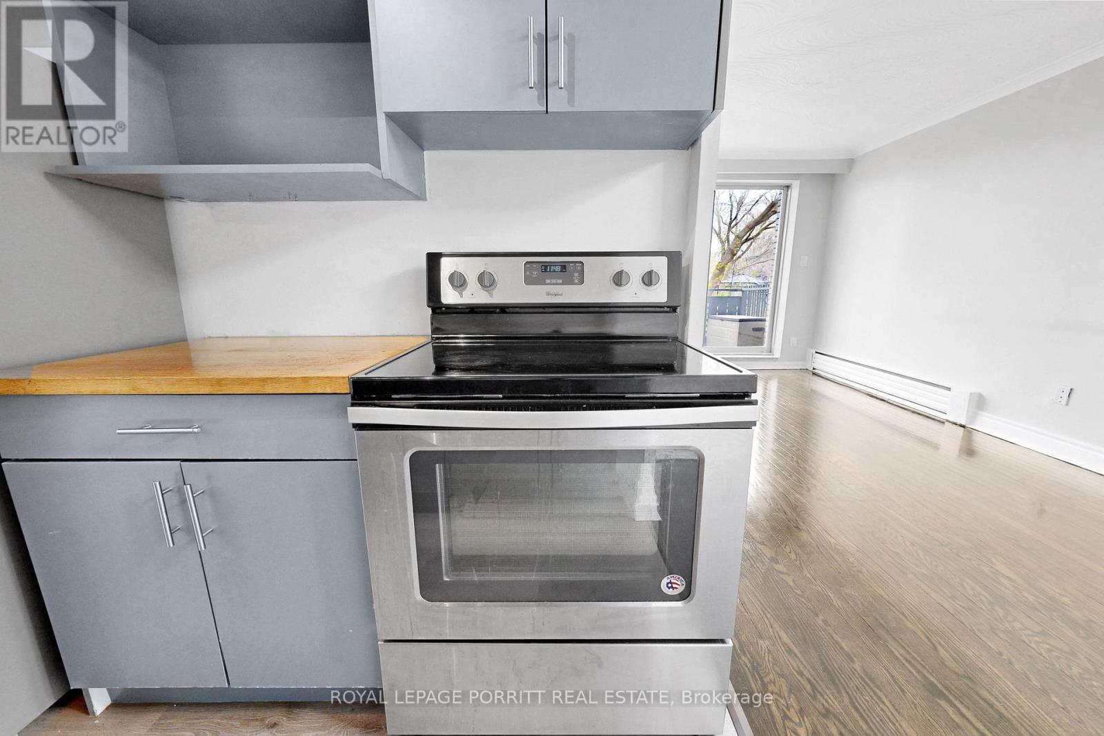 5 - 4 Superior Avenue, Toronto, Ontario  M8V 2M3 - Photo 9 - W13101740