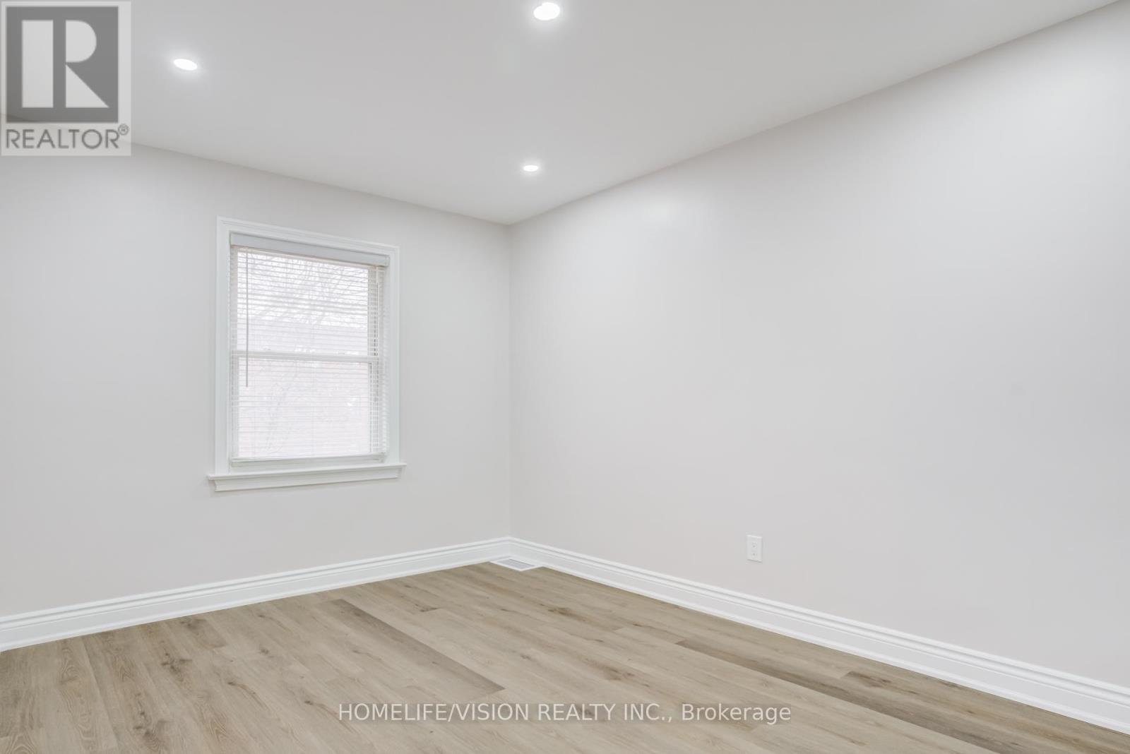 26 Miles Road, Toronto, Ontario  M8V 1V3 - Photo 15 - W13101768