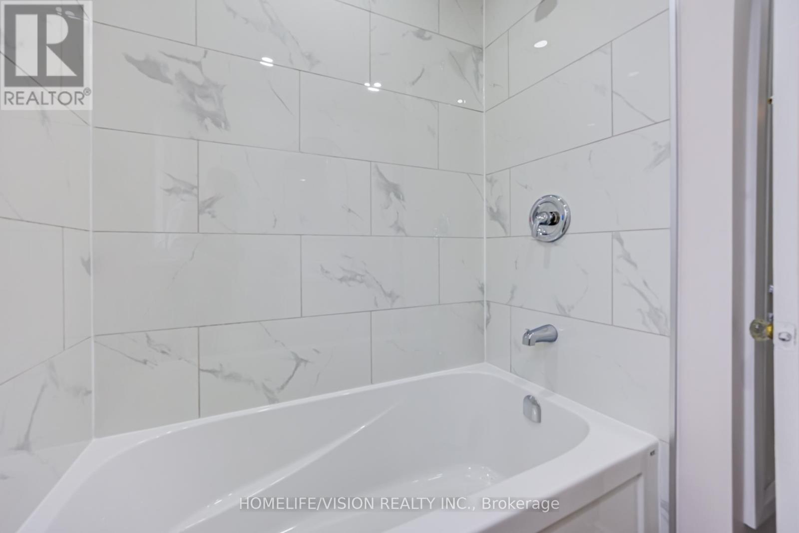 26 Miles Road, Toronto, Ontario  M8V 1V3 - Photo 46 - W13101768