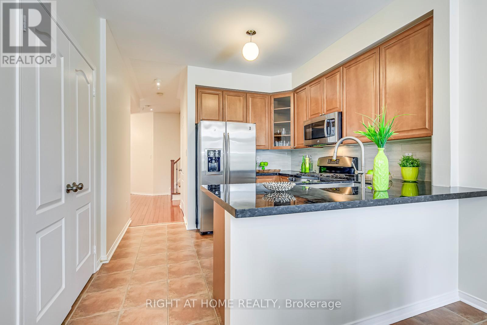 5041 Dubonet Drive, Mississauga, Ontario  L5M 7X3 - Photo 15 - W13101786