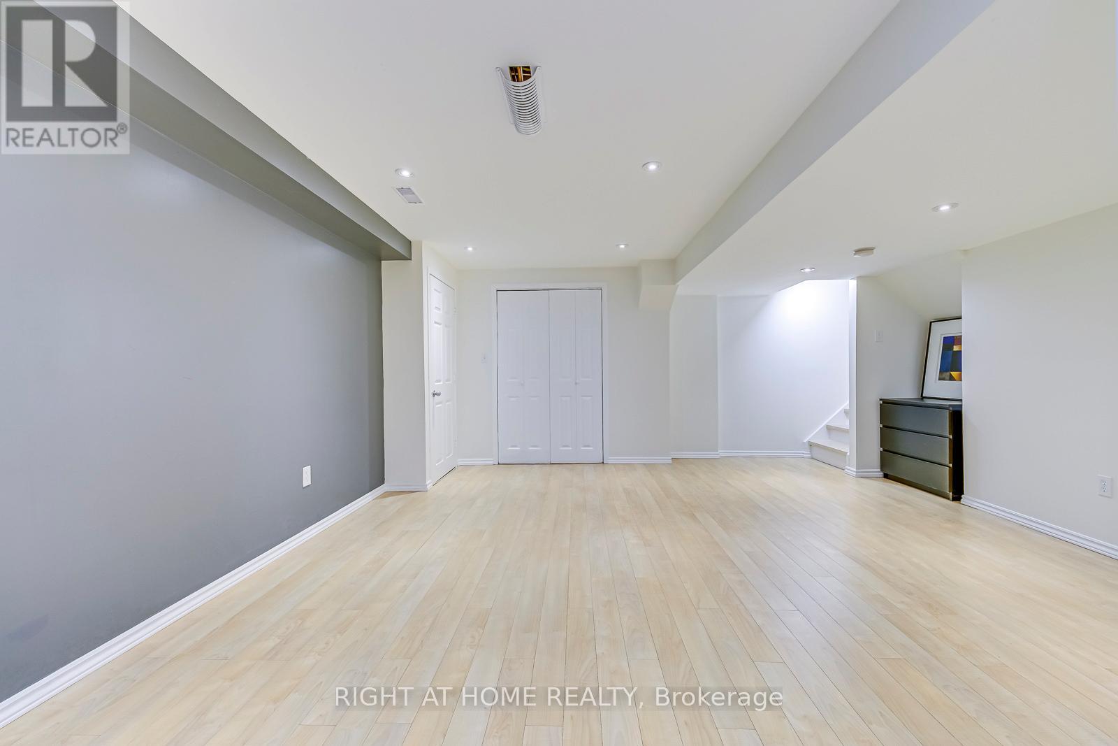 5041 Dubonet Drive, Mississauga, Ontario  L5M 7X3 - Photo 28 - W13101786
