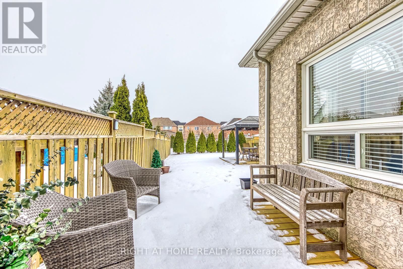 5041 Dubonet Drive, Mississauga, Ontario  L5M 7X3 - Photo 35 - W13101786