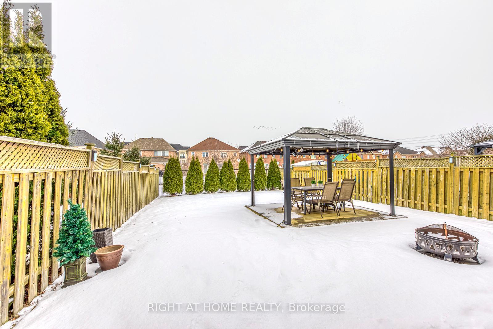 5041 Dubonet Drive, Mississauga, Ontario  L5M 7X3 - Photo 36 - W13101786