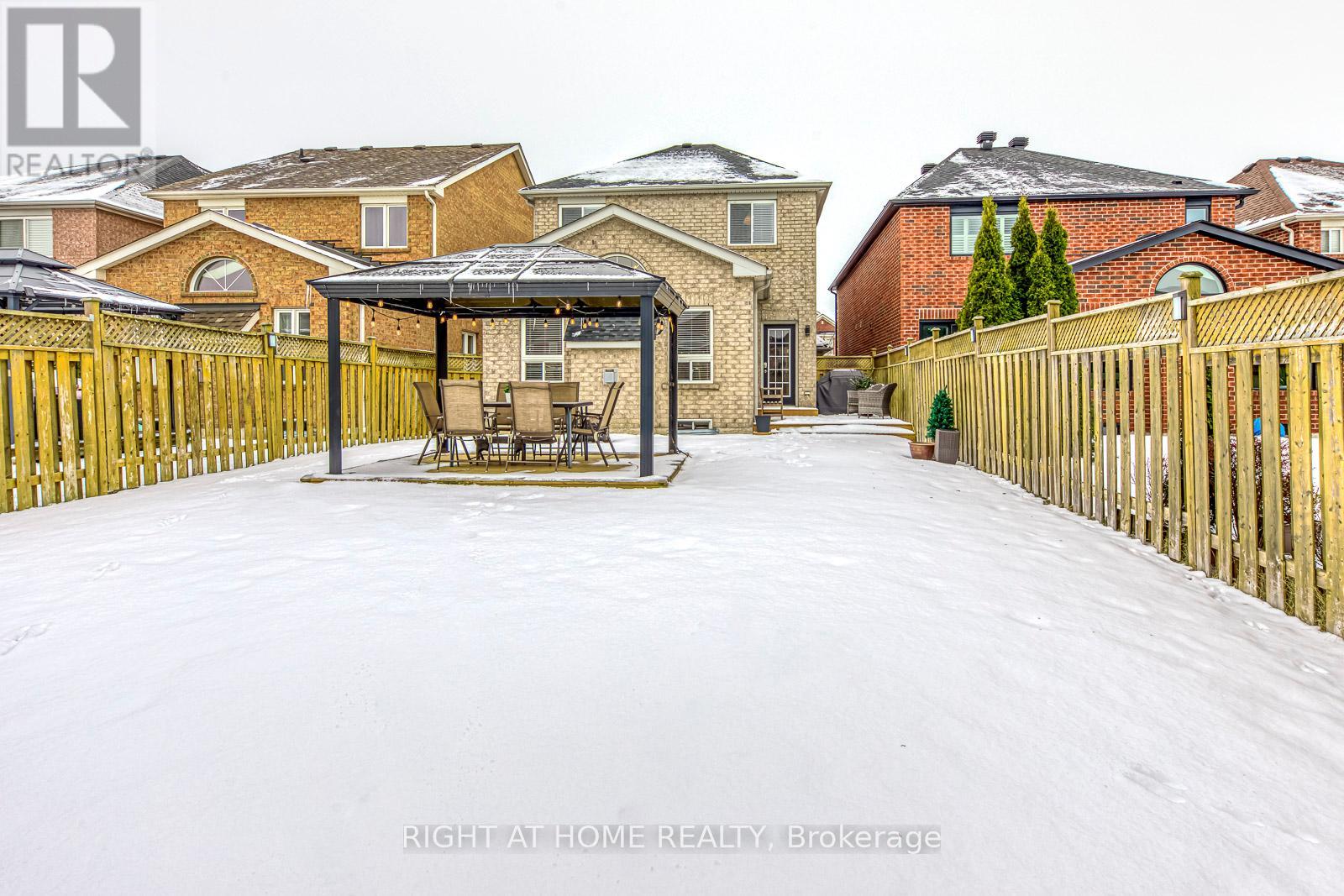 5041 Dubonet Drive, Mississauga, Ontario  L5M 7X3 - Photo 37 - W13101786