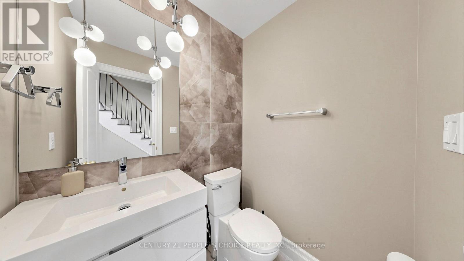 1321 Granrock Crescent, Mississauga, Ontario  L5V 0E1 - Photo 21 - W13101794