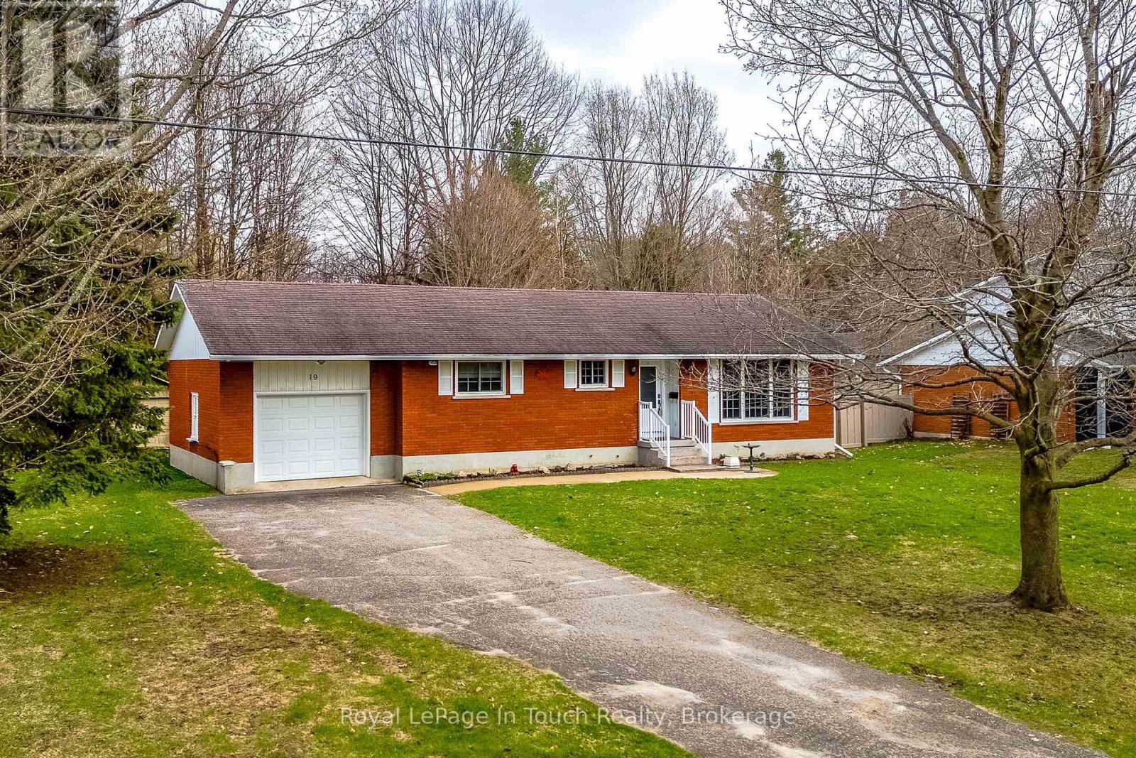 19 MAPLEGATE ROAD, Tiny, Ontario