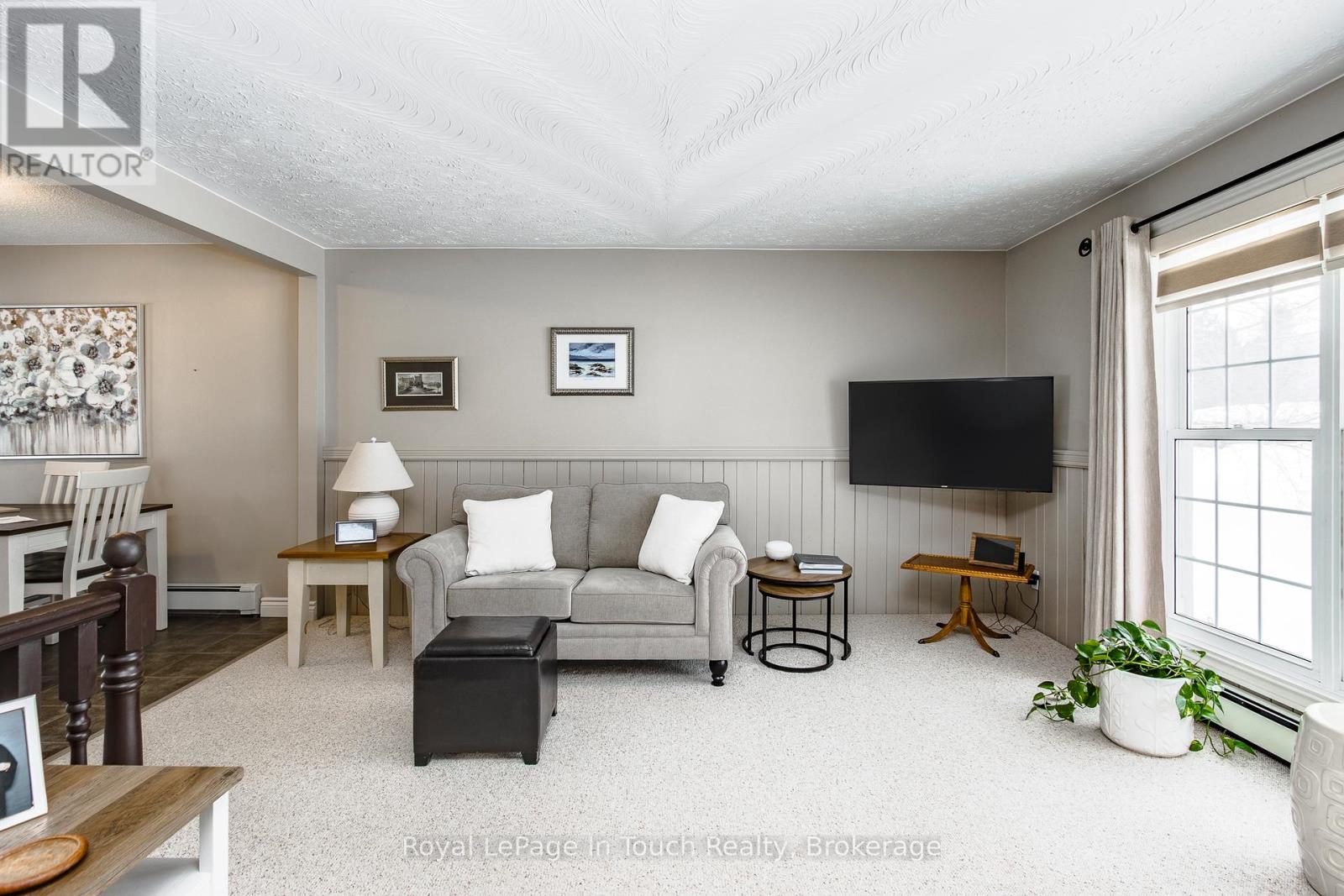 19 Maplegate Road, Tiny, Ontario  L0L 2T0 - Photo 11 - S12792752
