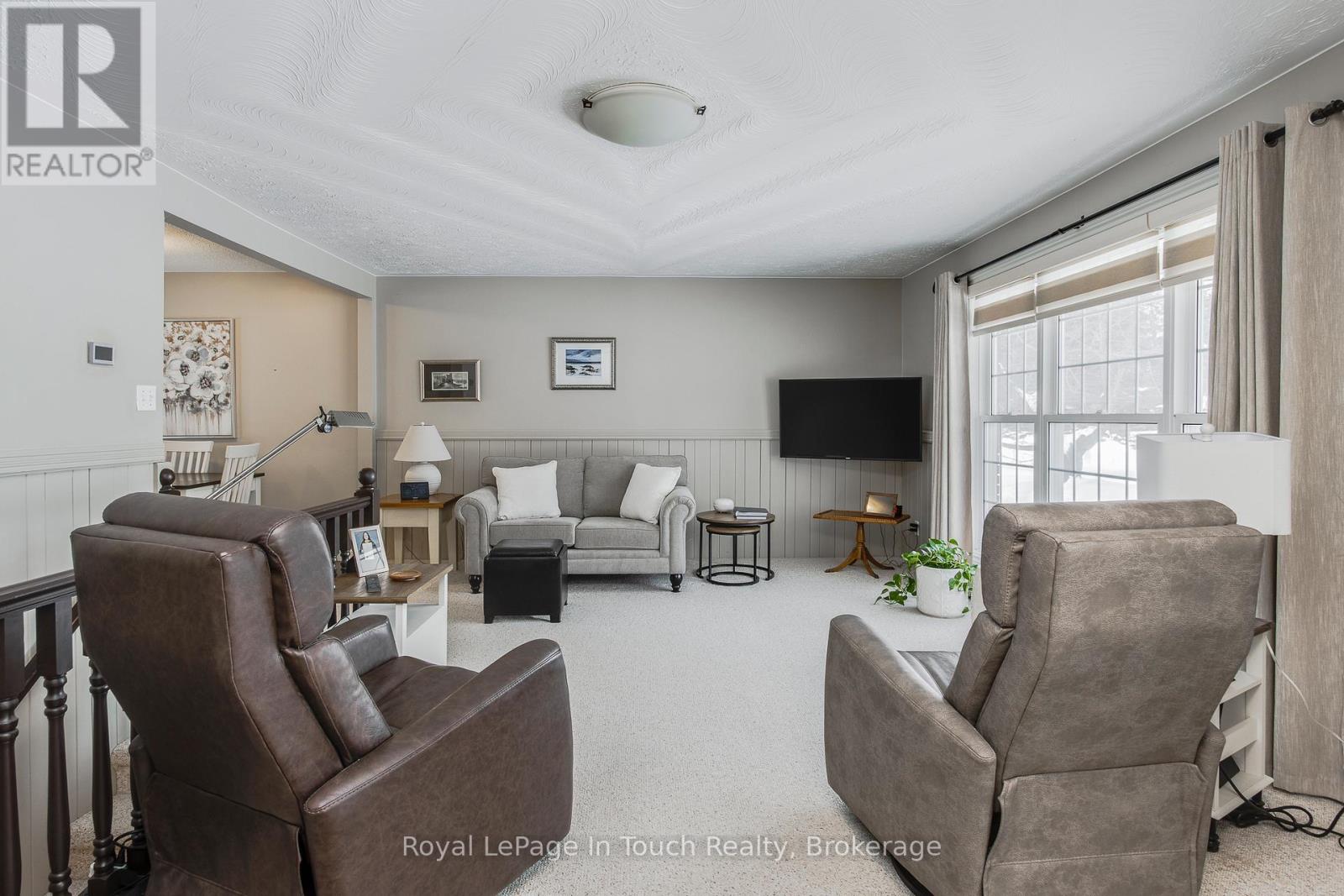 19 Maplegate Road, Tiny, Ontario  L0L 2T0 - Photo 8 - S12792752