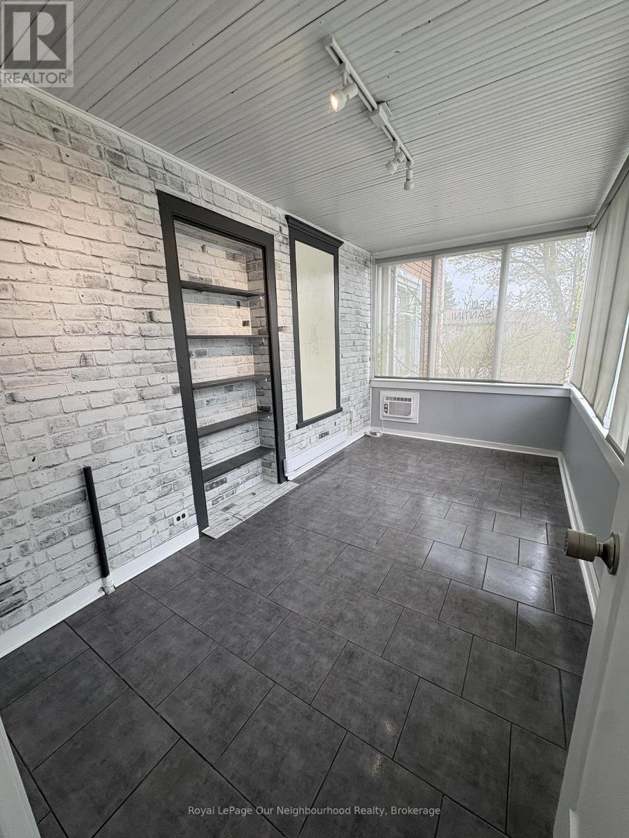 A+b+e - 1 Lake Street, Prince Edward County, Ontario  K0K 2T0 - Photo 6 - X13077232