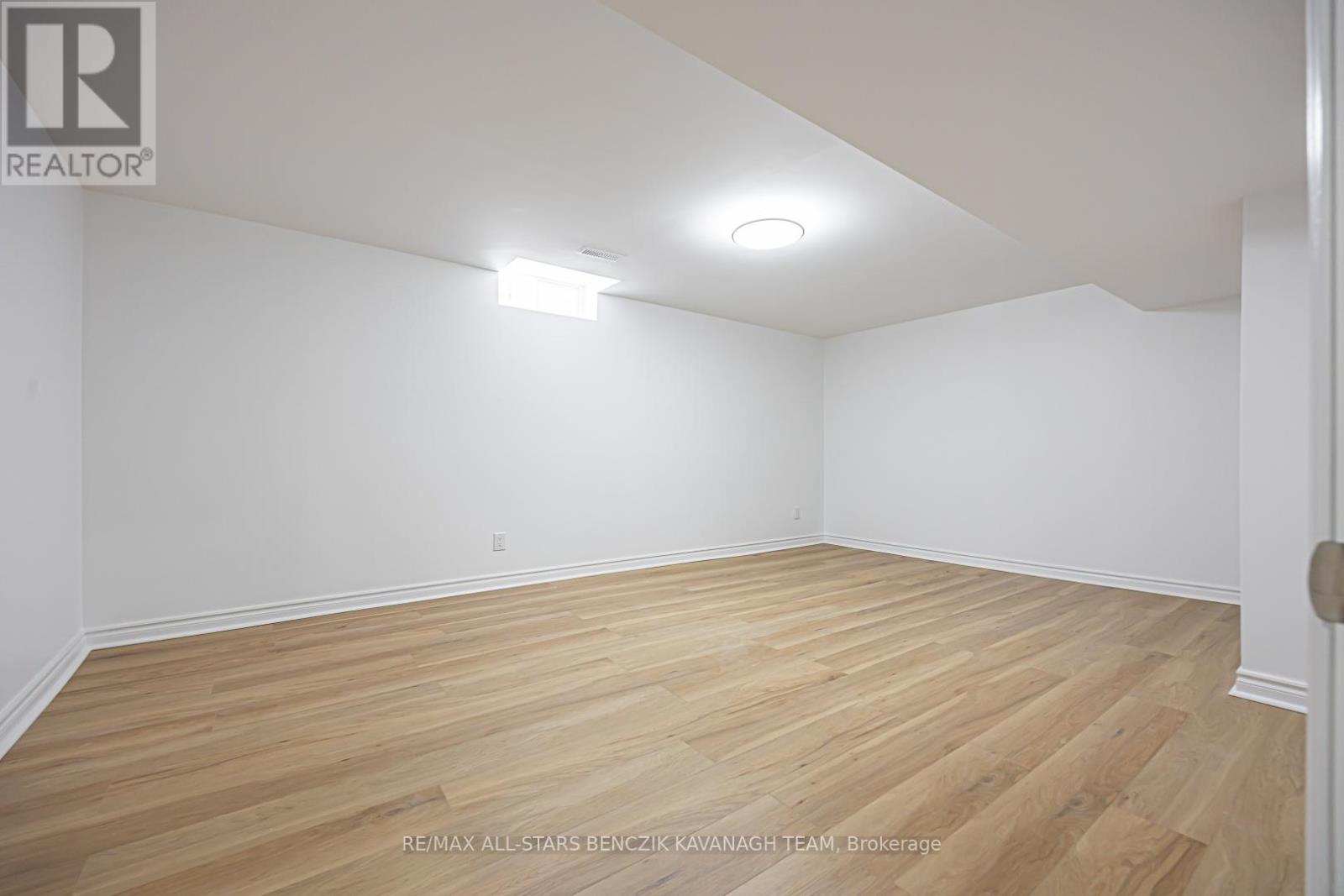 57 Highglen Avenue, Markham, Ontario  L3R 8R1 - Photo 29 - N12976856
