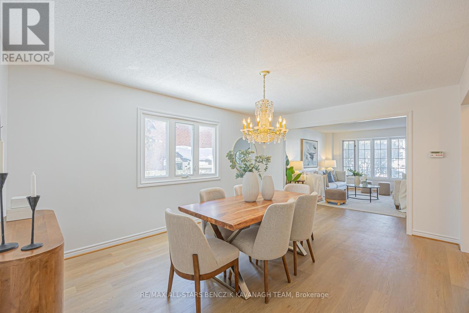 57 Highglen Avenue, Markham, Ontario  L3R 8R1 - Photo 6 - N12976856