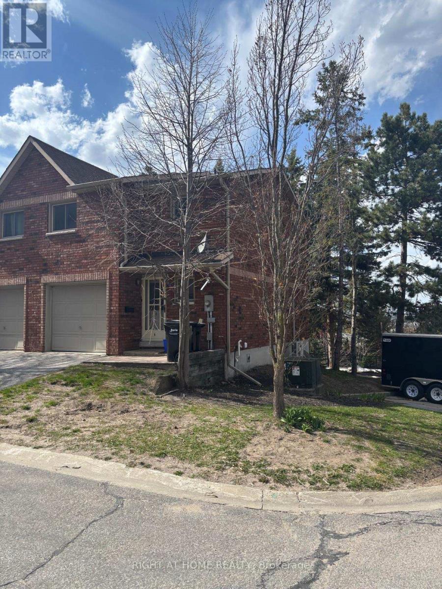 9 QUAIL CRESCENT, Barrie, Ontario