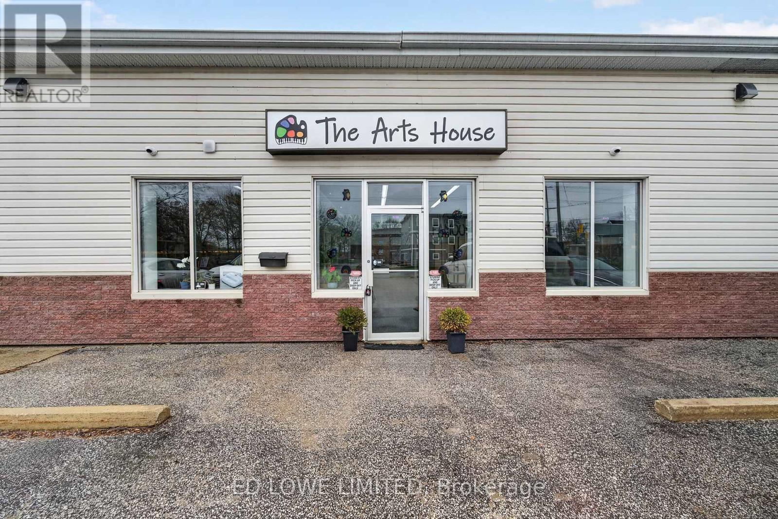 3 - 250 INNISFIL STREET, Barrie, Ontario