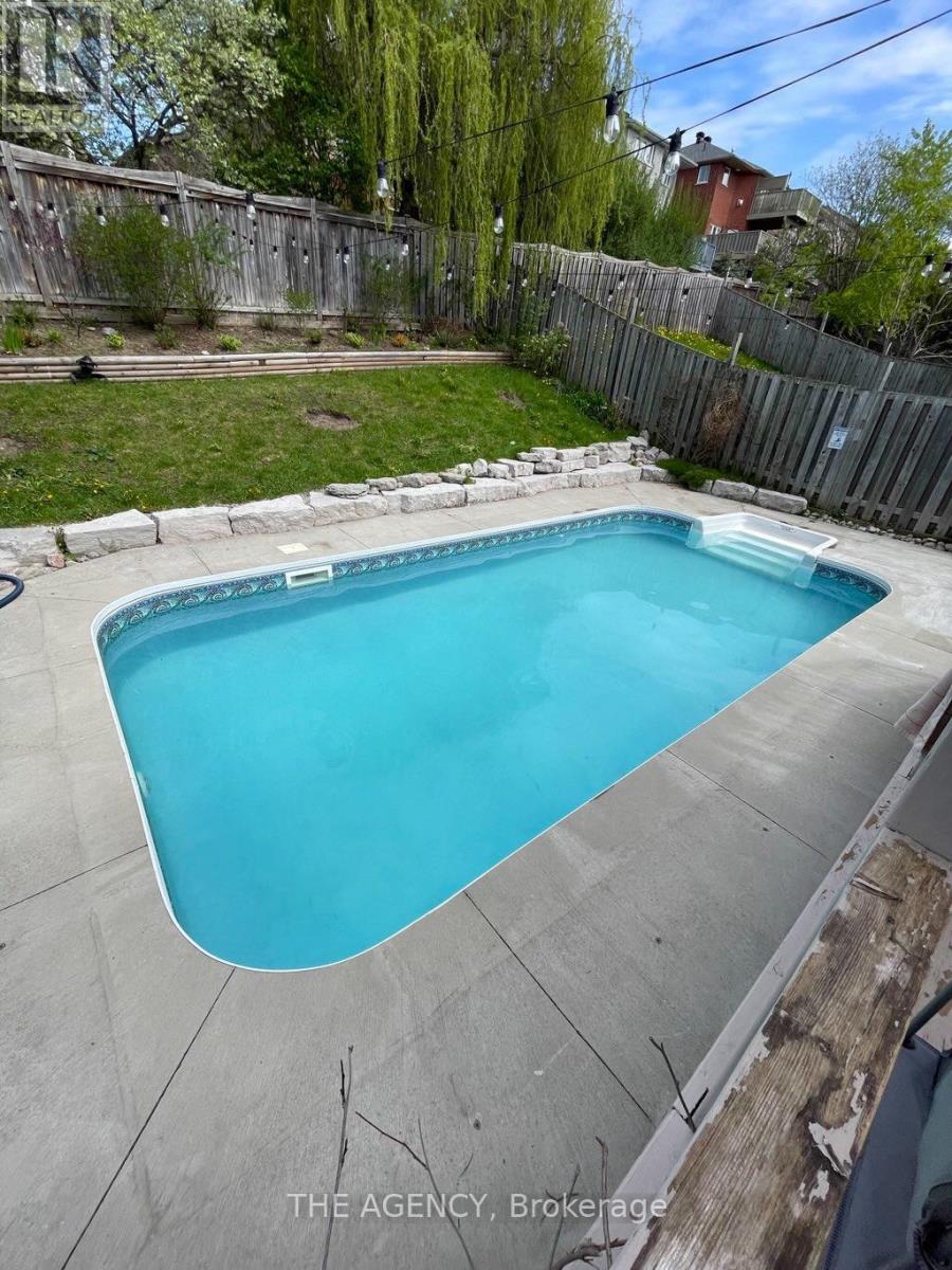 21 Silver Trail, Barrie, Ontario  L4N 2S2 - Photo 14 - S13098970