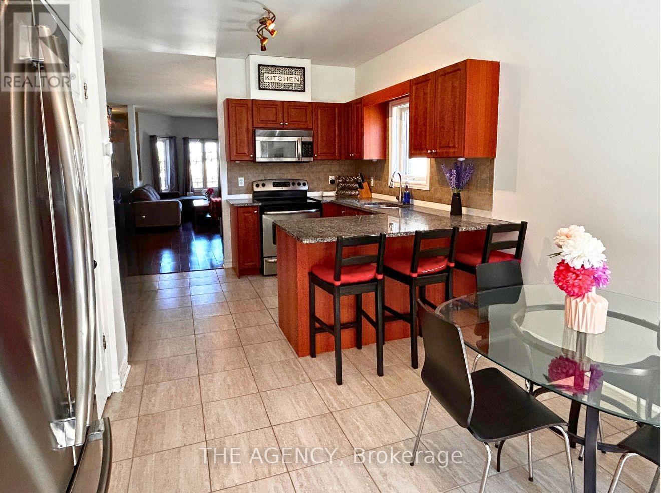 21 Silver Trail, Barrie, Ontario  L4N 2S2 - Photo 6 - S13098970