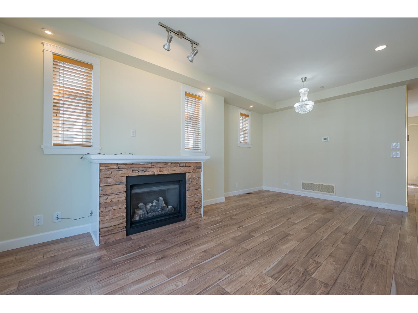 80 20738 84 Avenue, Langley, British Columbia  V2Y 0J6 - Photo 9 - R3120540