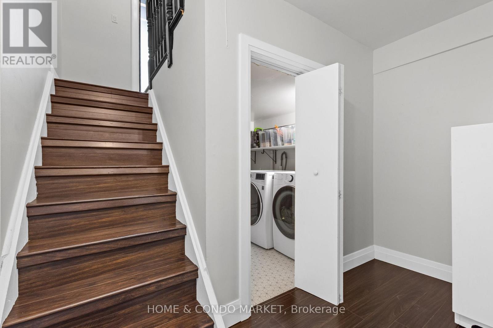 1392 Northmount Avenue, Mississauga, Ontario  L5E 1Y5 - Photo 25 - W13099568