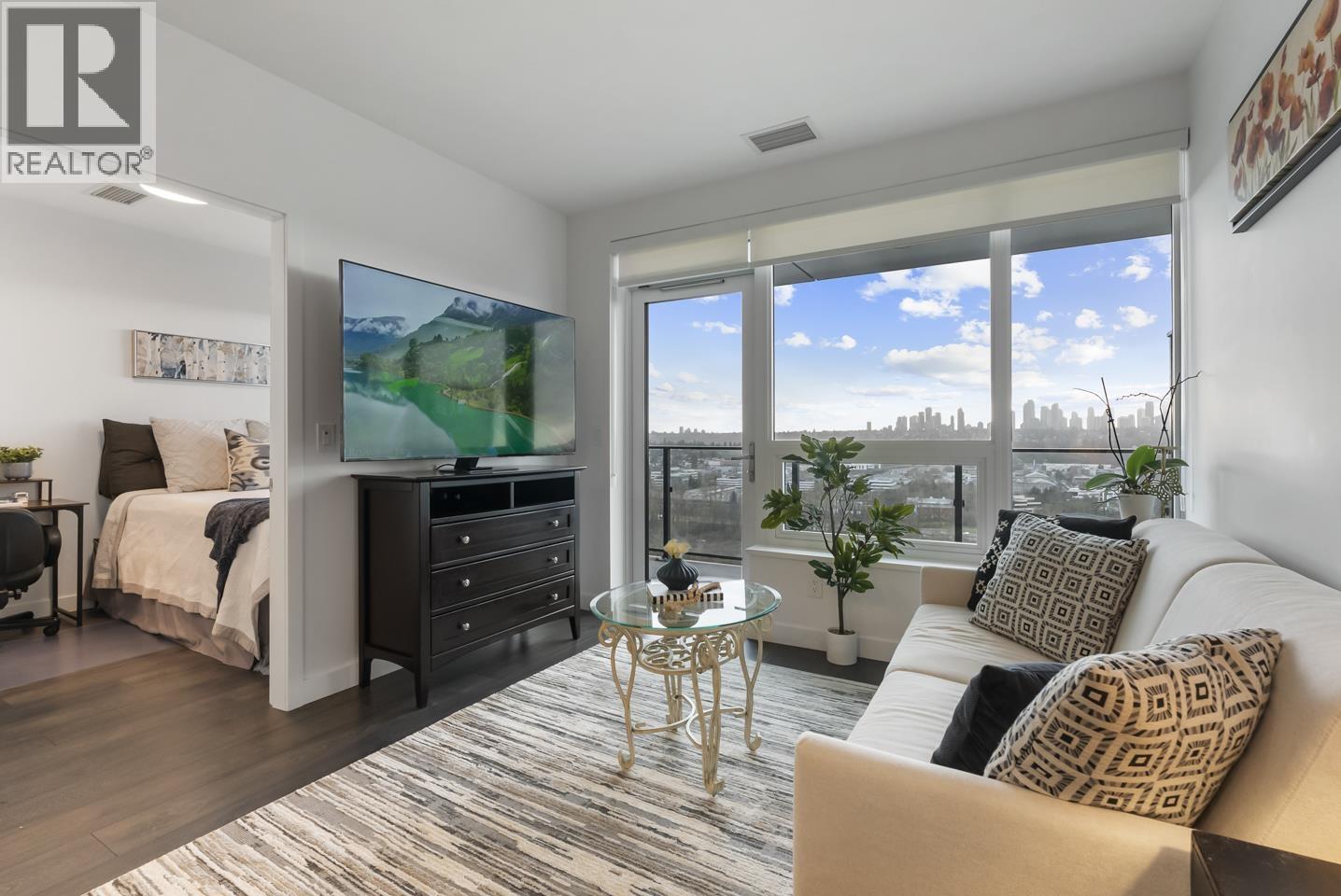 2504 2425 ALPHA AVENUE, Burnaby, British Columbia
