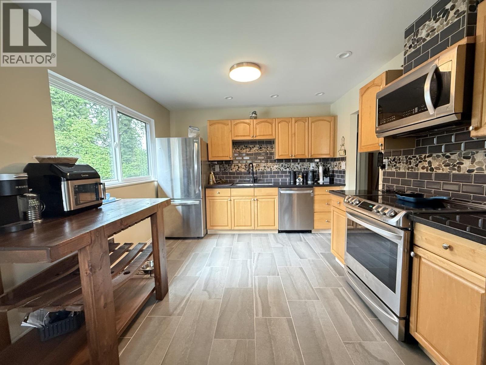 30 2719 St. Michael Street, Port Coquitlam, British Columbia  V3B 5R4 - Photo 5 - R3120925