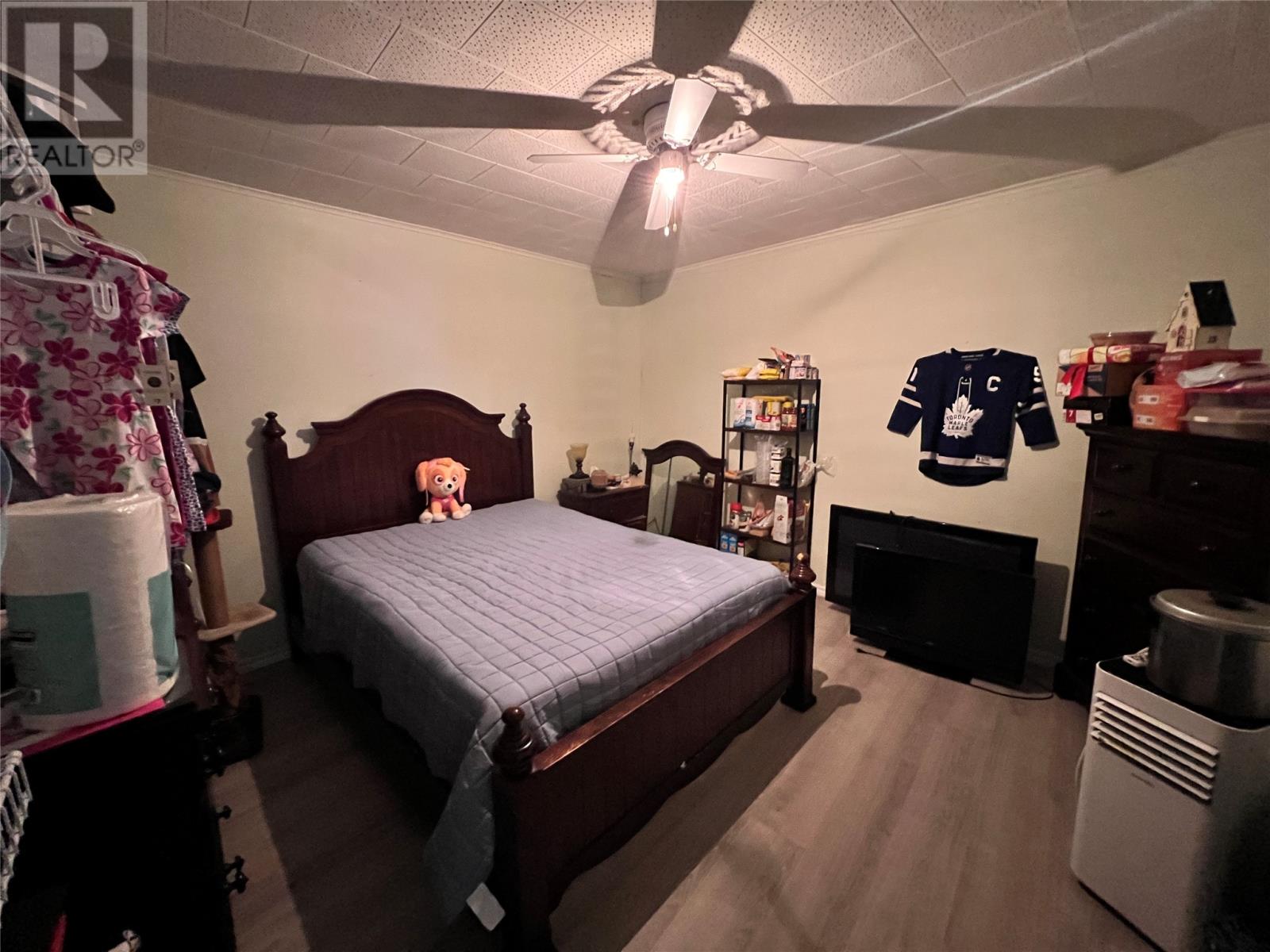 Photo 48