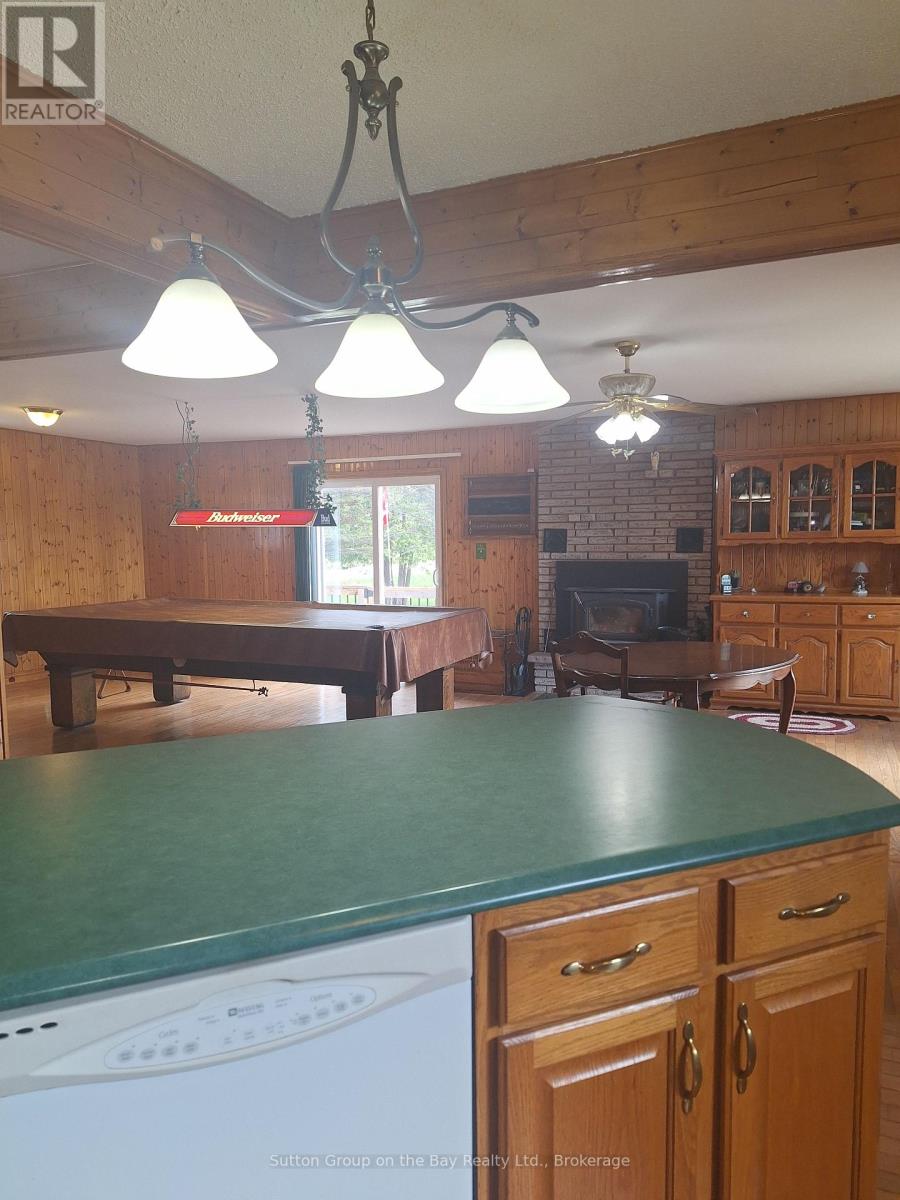 10364 County Road 10 Highway, Clearview, Ontario  L0M 1N0 - Photo 7 - S13098414