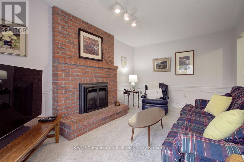 794 Hawkins Crescent, Burlington, Ontario  L7S 2C3 - Photo 21 - W13102088