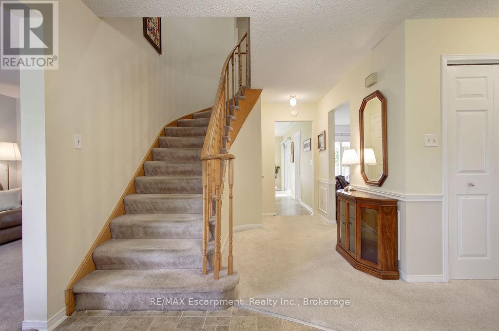 794 Hawkins Crescent, Burlington, Ontario  L7S 2C3 - Photo 26 - W13102088