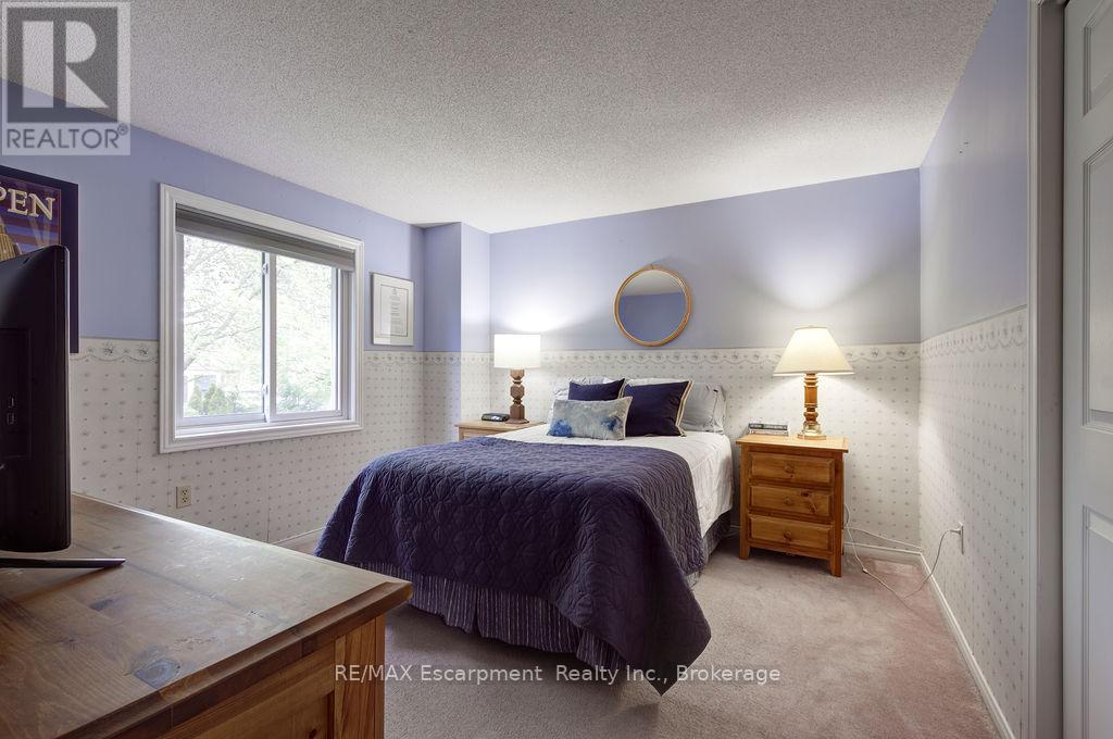 794 Hawkins Crescent, Burlington, Ontario  L7S 2C3 - Photo 33 - W13102088