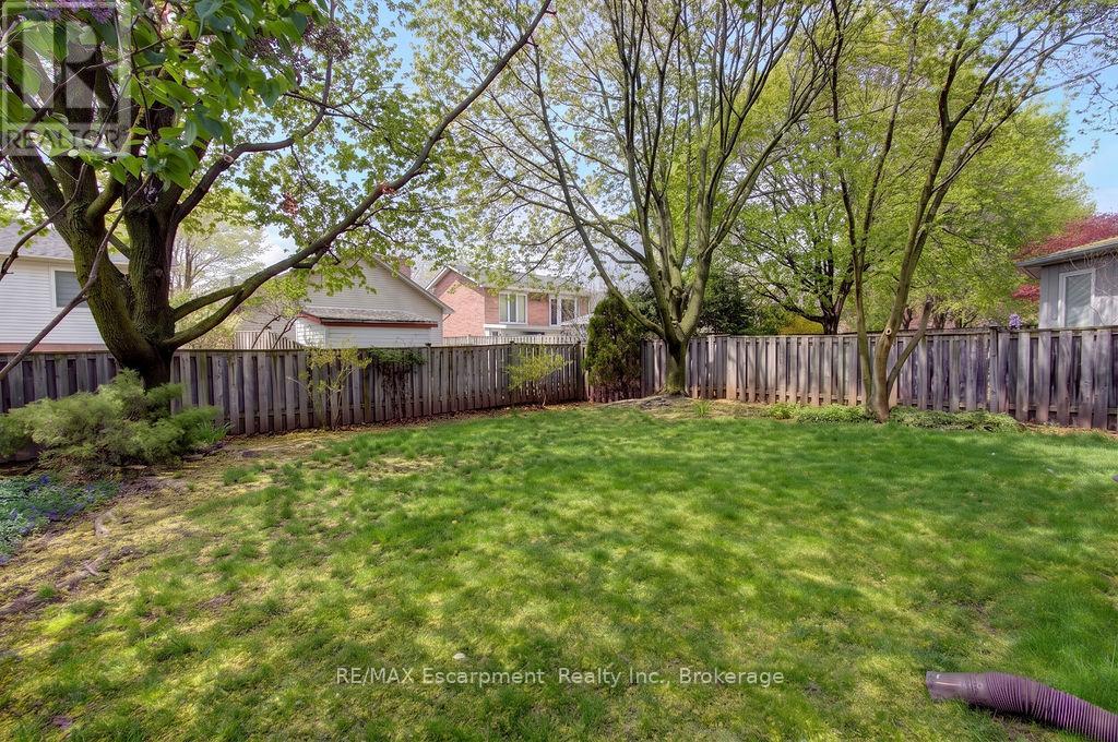 794 Hawkins Crescent, Burlington, Ontario  L7S 2C3 - Photo 41 - W13102088