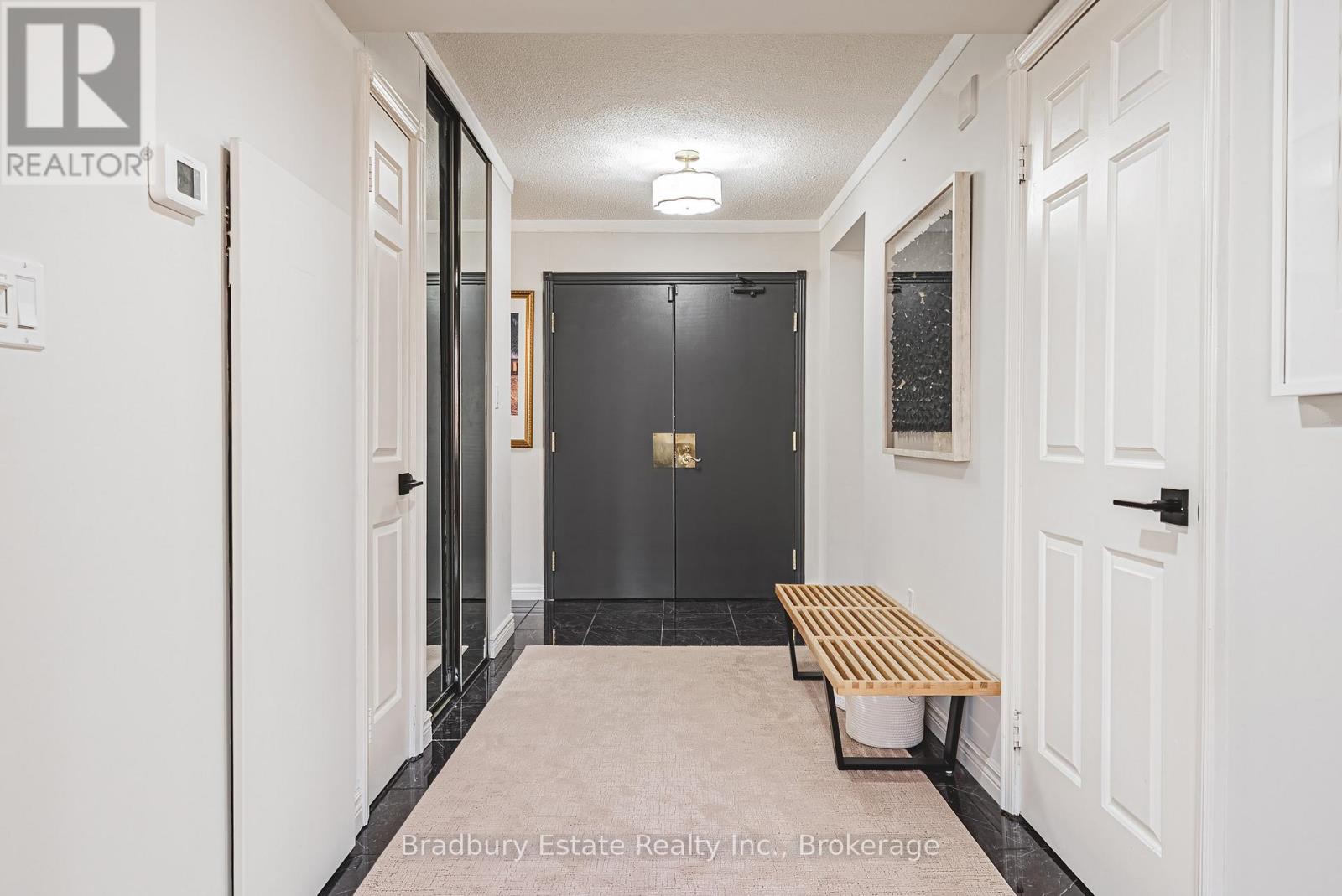 200 - 49 Robinson Street, Hamilton, Ontario  L8P 1Y7 - Photo 4 - X13102014