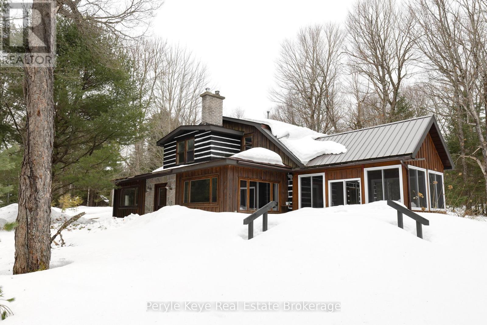 2391 Limberlost Road, Lake Of Bays, Ontario  P1H 2J6 - Photo 13 - X12955512