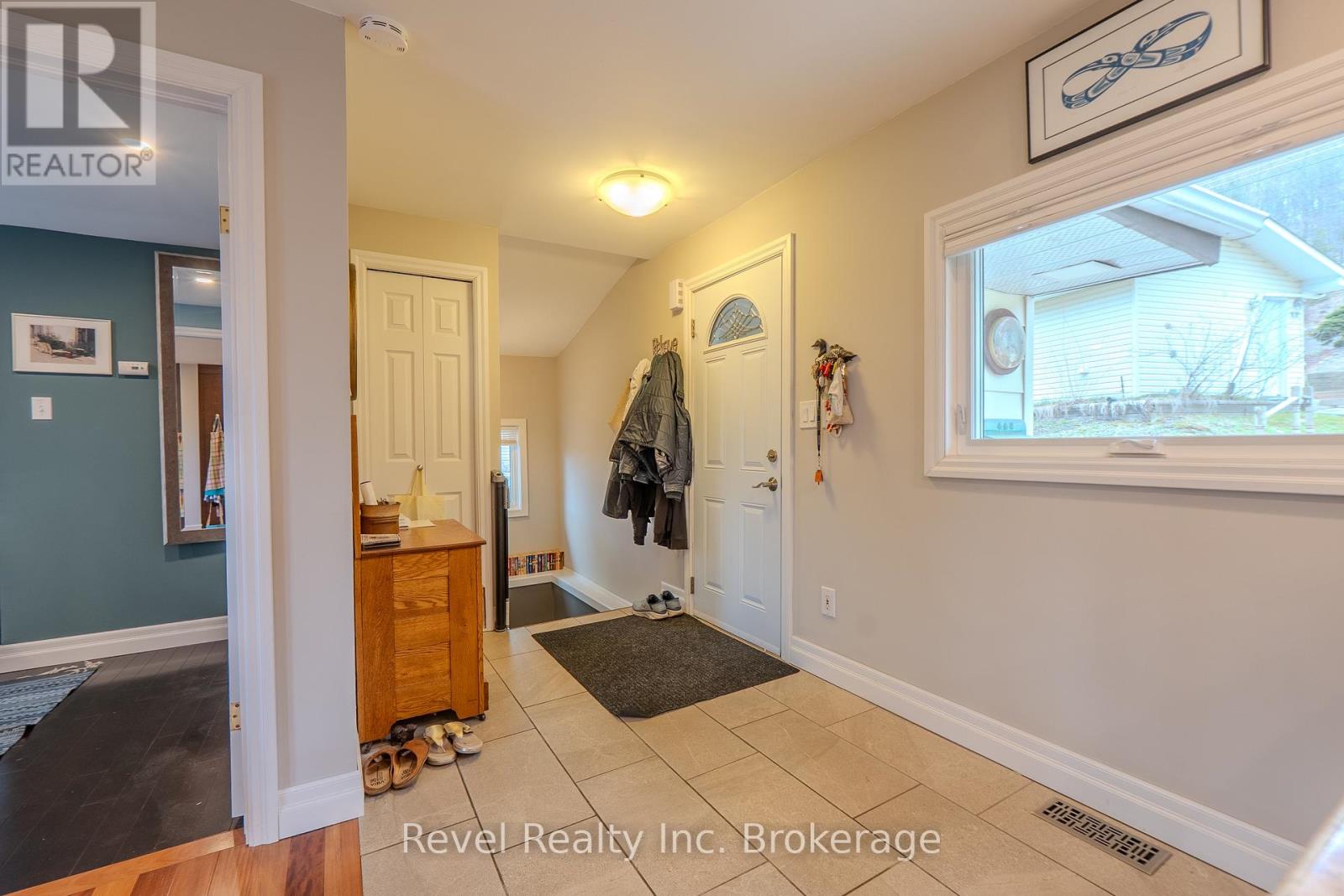 831 Ski Club Road, North Bay (Widdifield), Ontario  P1B 7R5 - Photo 2 - X13101942