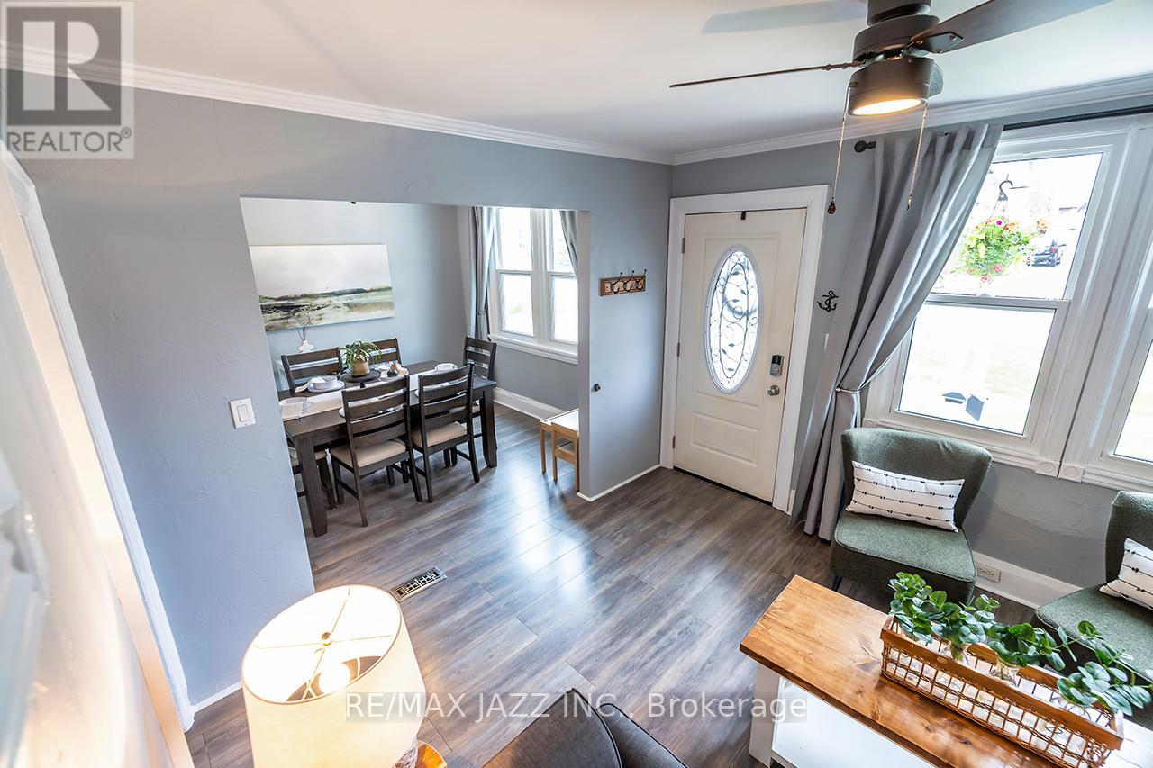 45 Wilson Road S, Oshawa, Ontario  L1H 6B6 - Photo 12 - E13101882