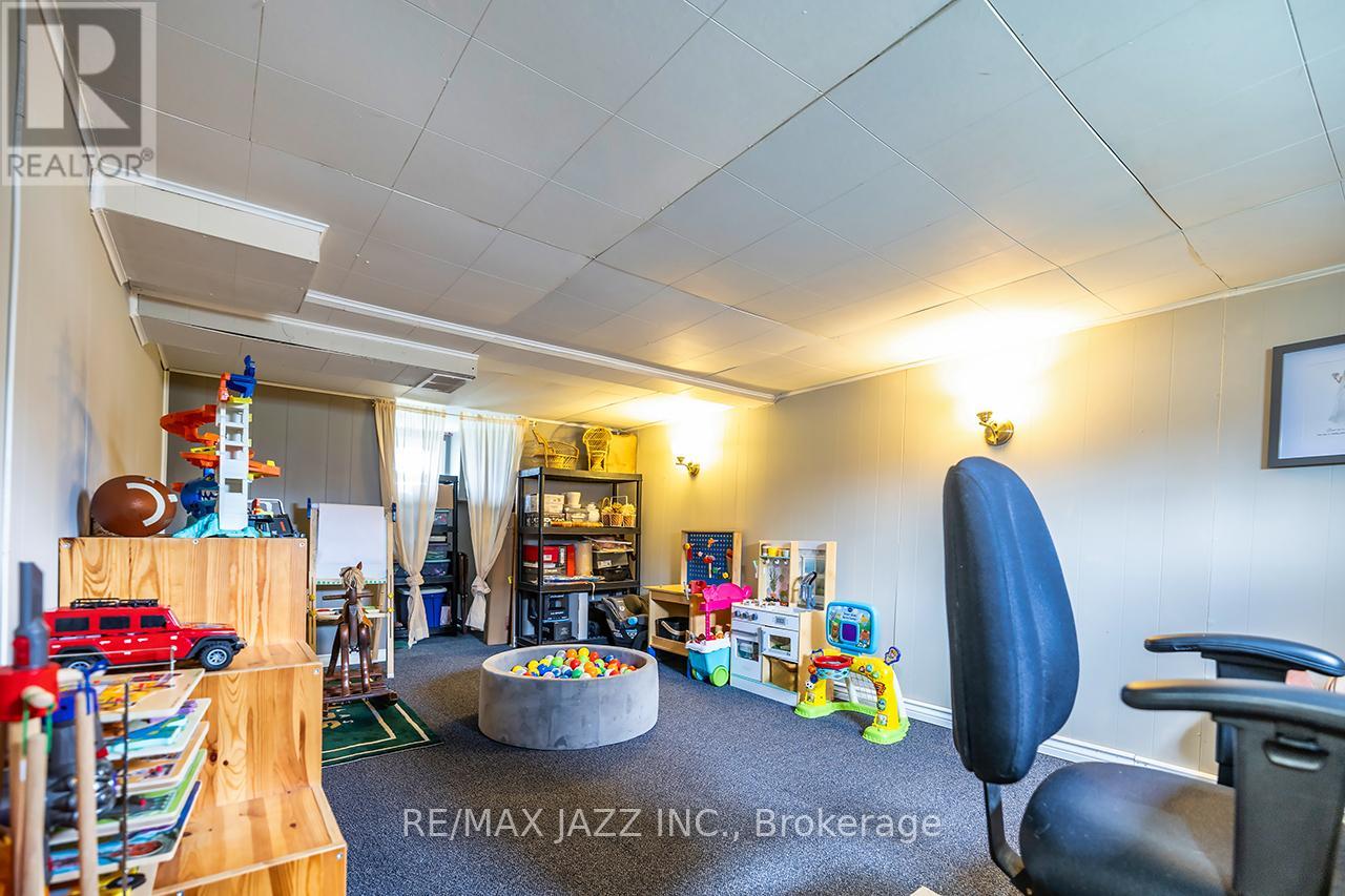 45 Wilson Road S, Oshawa, Ontario  L1H 6B6 - Photo 27 - E13101882