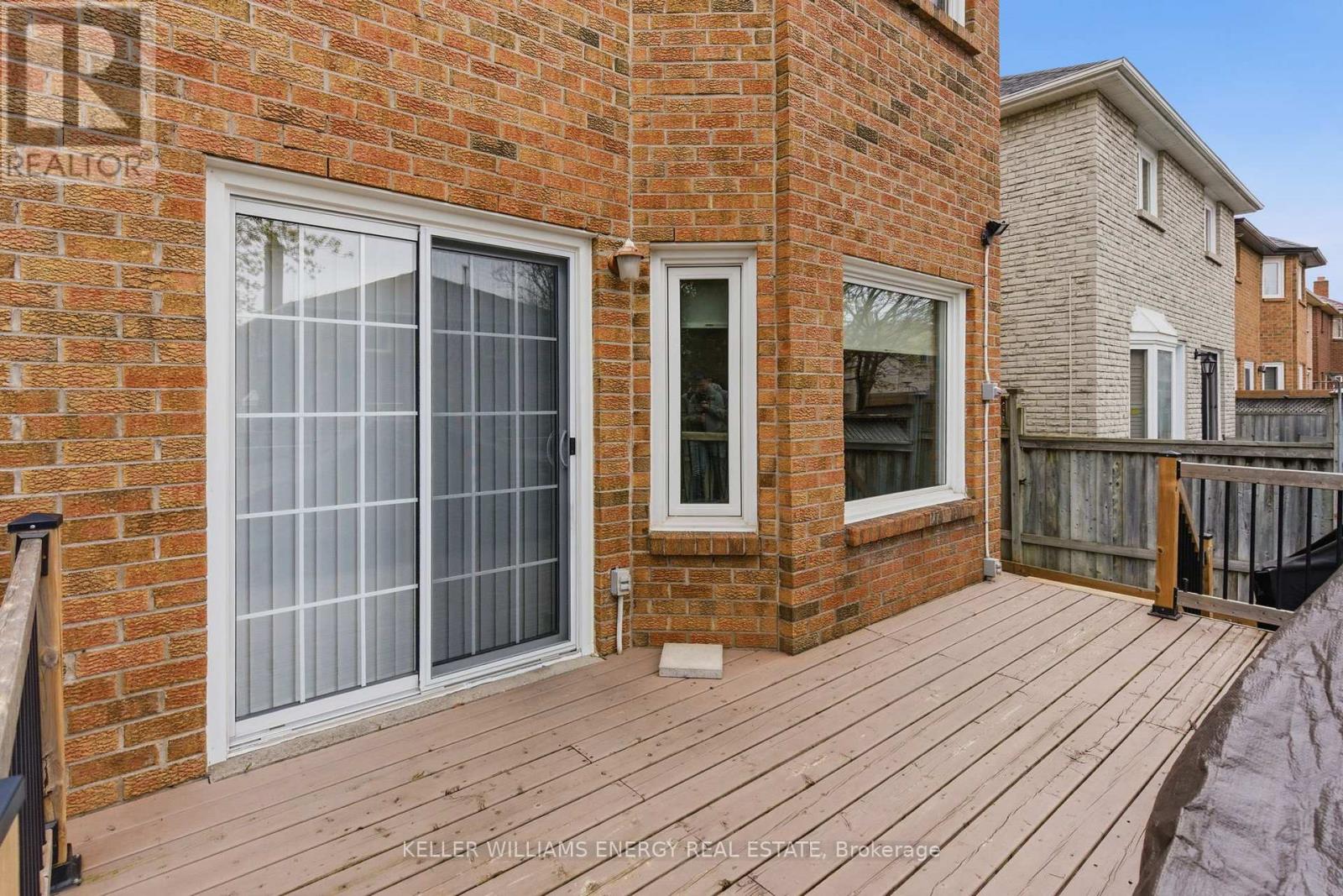 733 Aspen Road, Pickering, Ontario  L1V 3P4 - Photo 38 - E13102072
