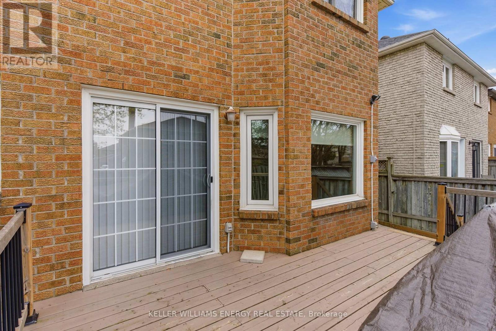 733 Aspen Road, Pickering, Ontario  L1V 3P4 - Photo 39 - E13102072