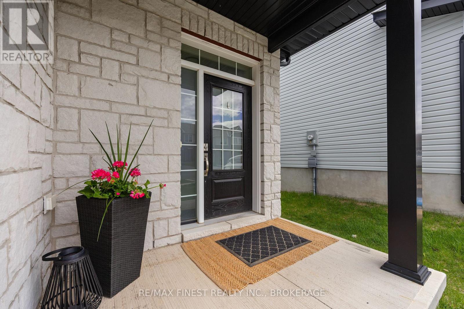 1417 Summer Street, Kingston (Kingston East (Incl Barret Crt)), Ontario  K7K 0H9 - Photo 3 - X13102162