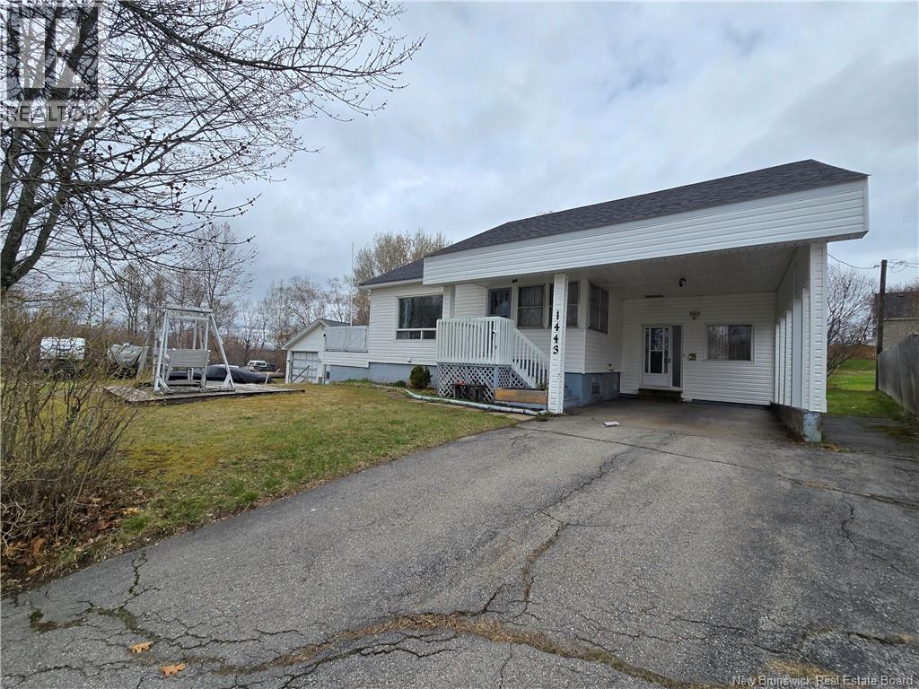 1443 Bridge, Bathurst, New Brunswick