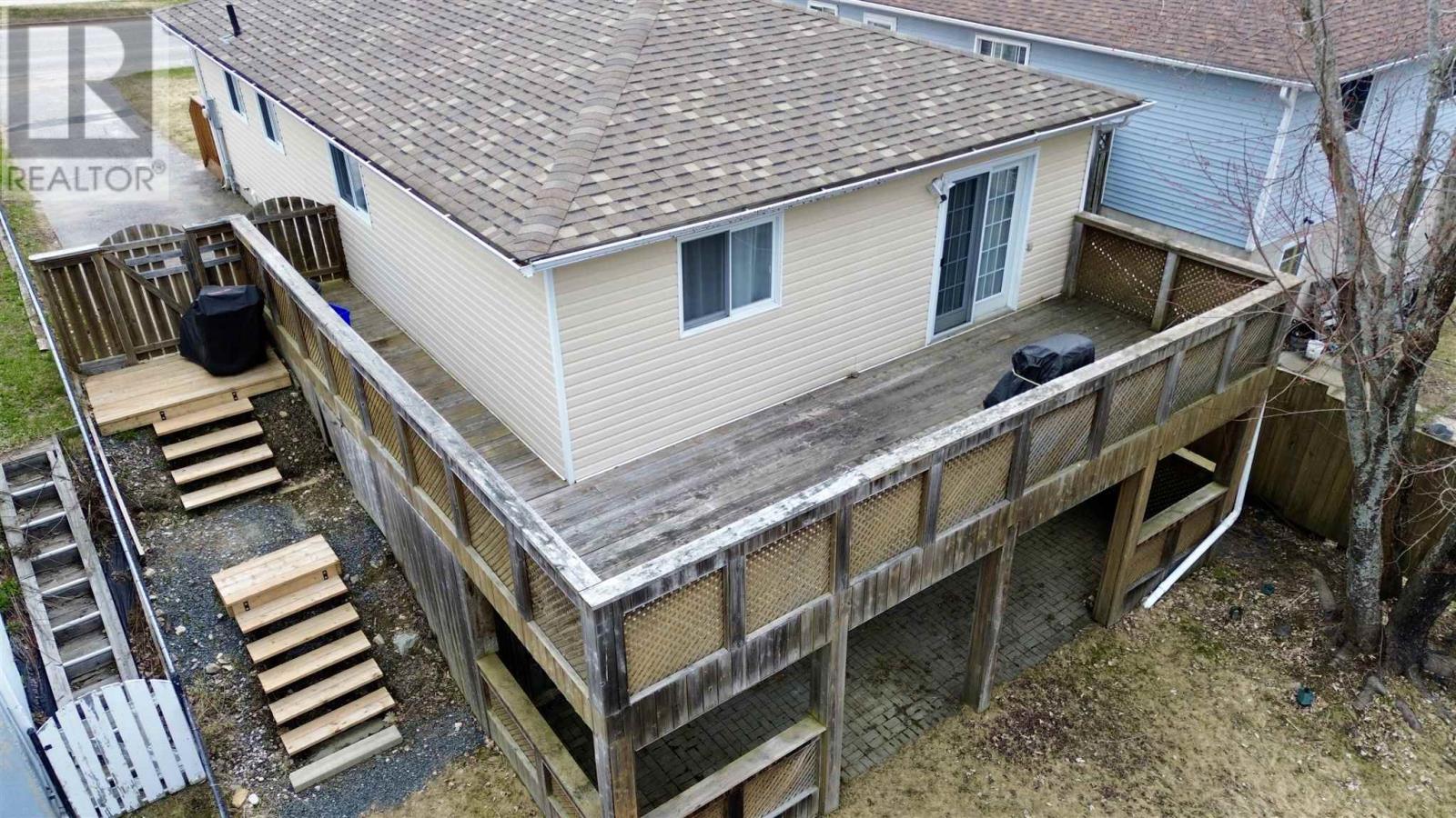 132 Taylor Blvd, Elliot Lake, Ontario  P5A 3K8 - Photo 8 - SM260933