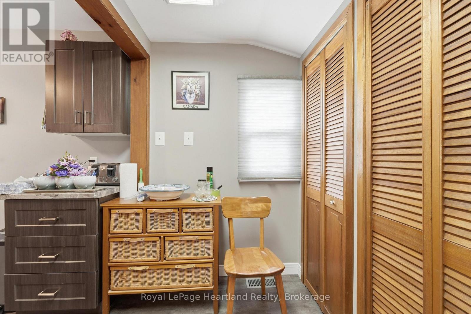 52 Walker Street, Central Huron, Ontario  N0M 1L0 - Photo 10 - X13101934