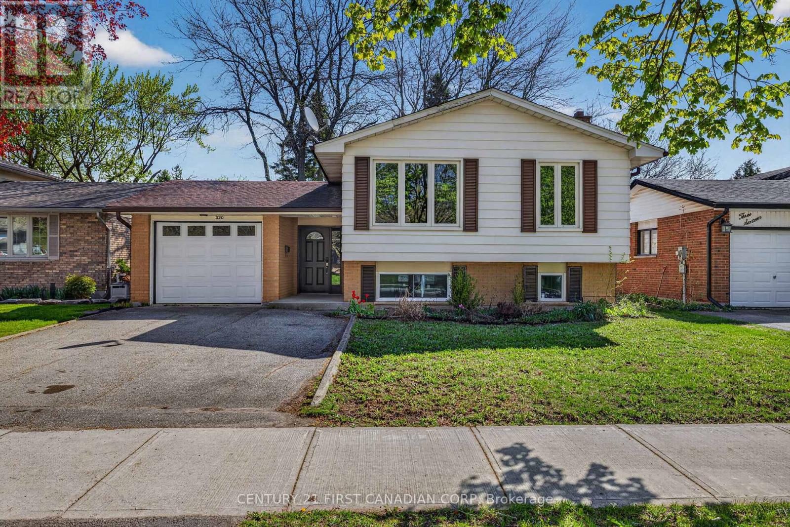 320 Blue Forest Drive, London North, Ontario  N6G 3K3 - Photo 2 - X13102228