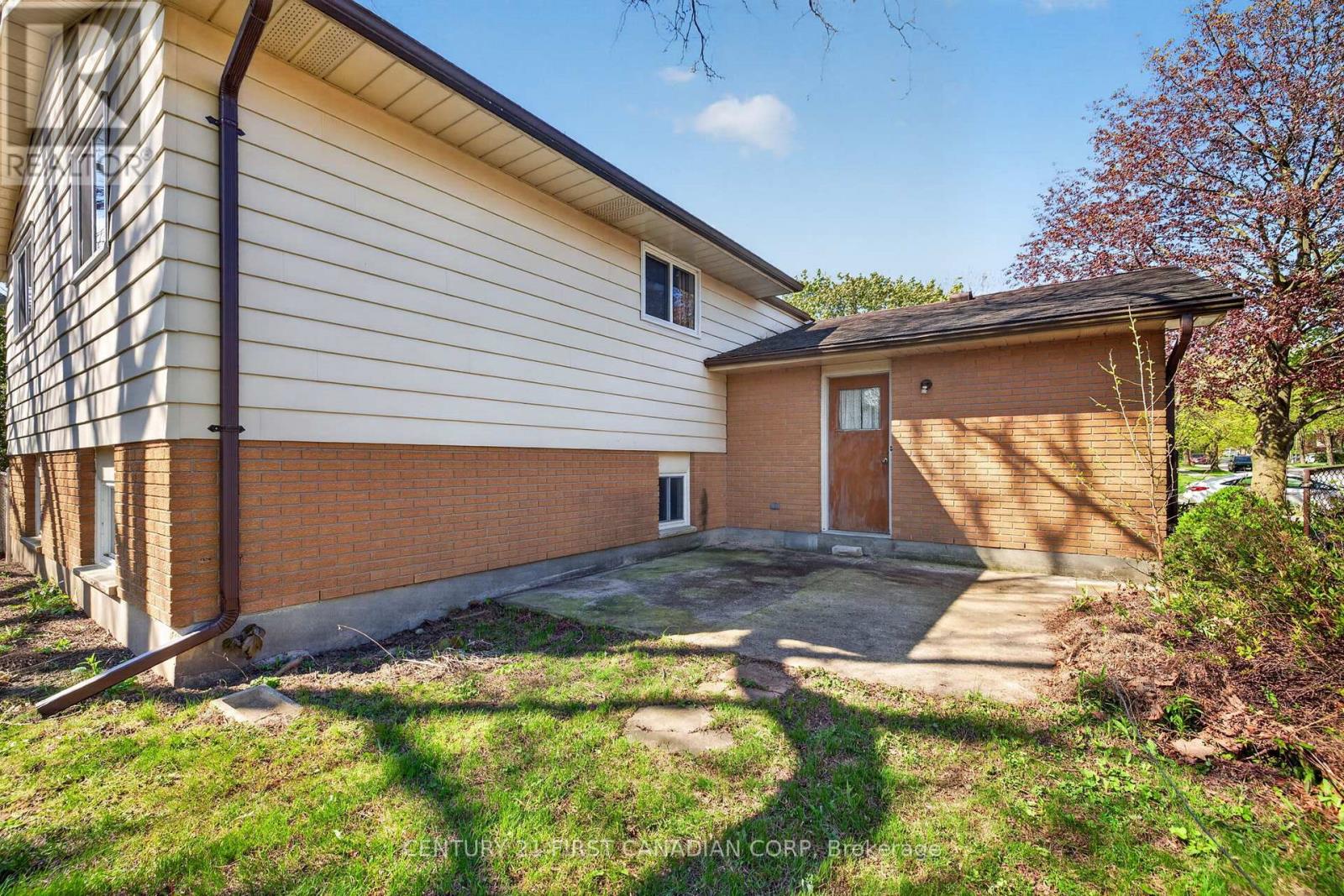 320 Blue Forest Drive, London North, Ontario  N6G 3K3 - Photo 32 - X13102228
