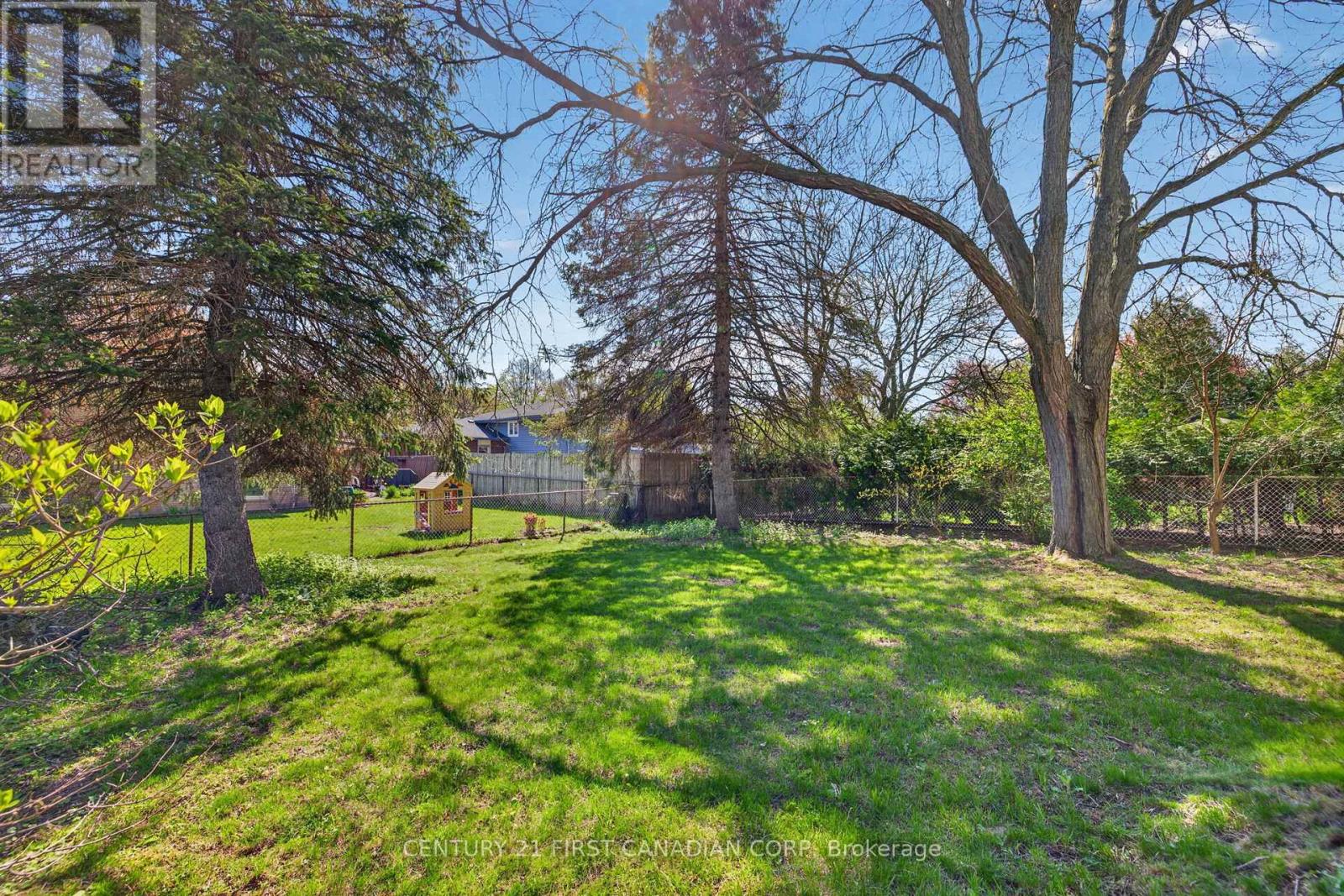 320 Blue Forest Drive, London North, Ontario  N6G 3K3 - Photo 36 - X13102228