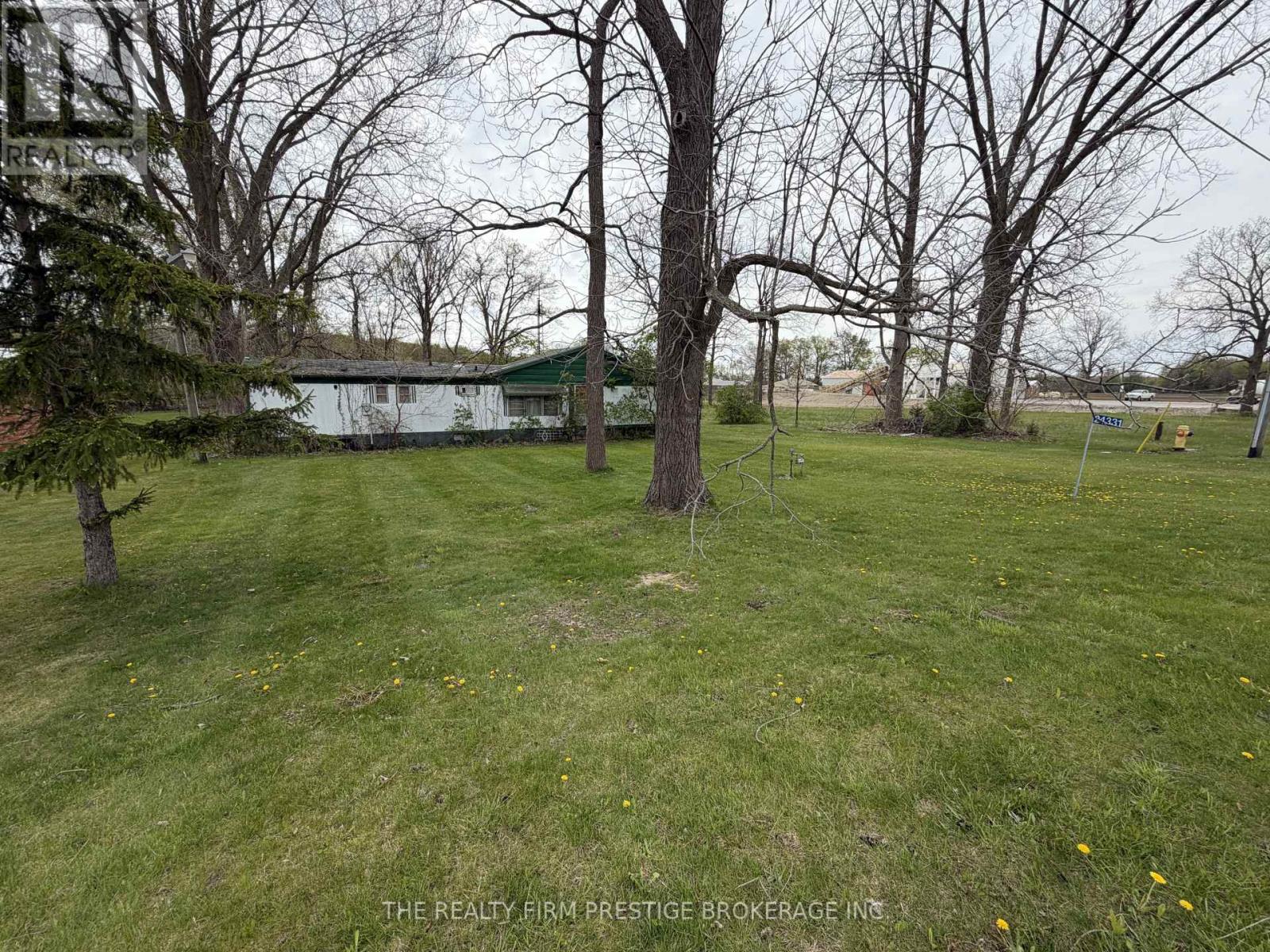 24331 Pioneer Line, West Elgin, Ontario  N0L 2P0 - Photo 2 - X13102238