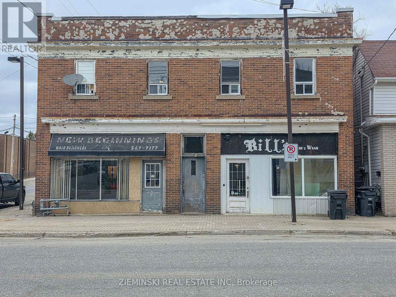 30 Duncan Avenue S, Kirkland Lake, Ontario  P2N 1X6 - Photo 1 - T13101974