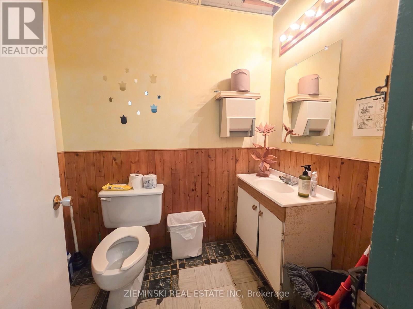 30 Duncan Avenue S, Kirkland Lake, Ontario  P2N 1X6 - Photo 7 - T13101974