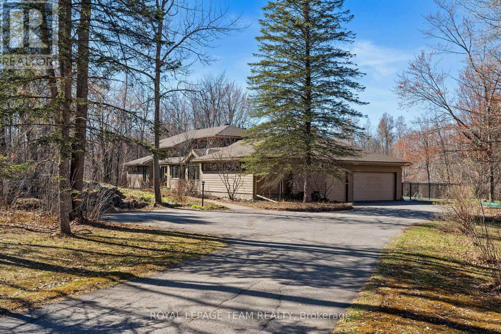 278 JOHN ASELFORD DRIVE, Ottawa, Ontario