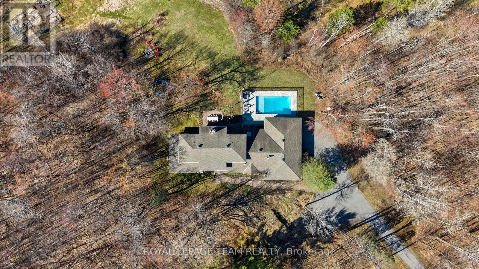 278 John Aselford Drive, Ottawa, Ontario  K2W 1A8 - Photo 2 - X13101844
