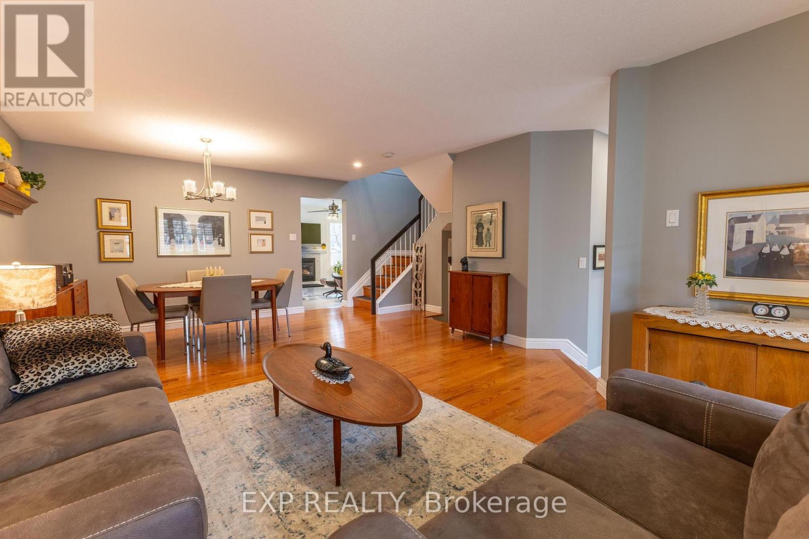 32 Stonepointe Avenue, Ottawa, Ontario  K2G 6G4 - Photo 12 - X13101920