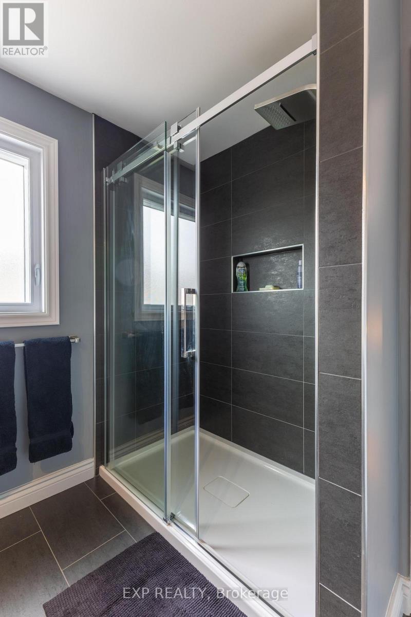 32 Stonepointe Avenue, Ottawa, Ontario  K2G 6G4 - Photo 36 - X13101920